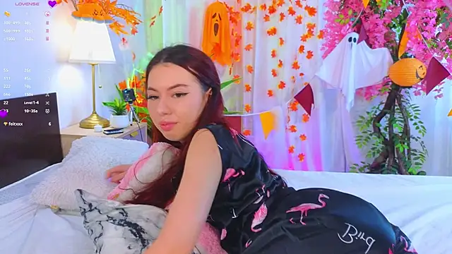 JenniferGlover online show from 2, 11, 2025