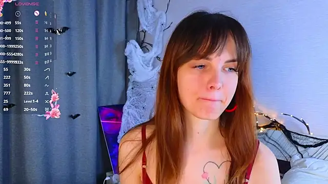 LisaDrake online show from 2, 11, 2025