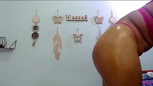 ashlyanaldeep18 online show from 8, 3, 2026