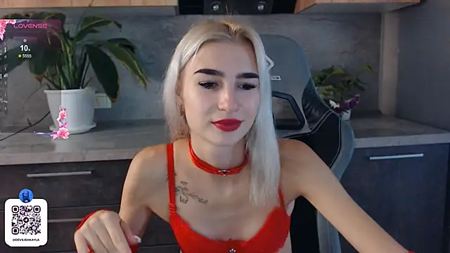 DevilishKayla online show from 22, 9, 2025