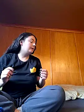 Snapshot of YoungLiisaxx chatting on 13, 11, 2025 YoungLiisaxx online show from 13, 11, 2025