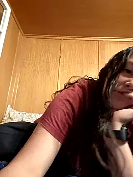 Snapshot of YoungLiisaxx chatting on 13, 11, 2025 YoungLiisaxx online show from 13, 11, 2025