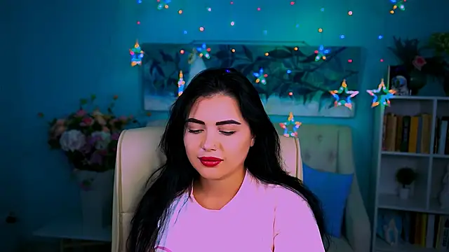 Snapshot of NaomiWilsons chatting on 27, 10, 2025 NaomiWilsons online show from 27, 10, 2025