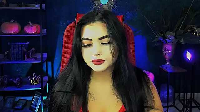 Snapshot of NaomiWilsons chatting on 3, 11, 2025 NaomiWilsons online show from 3, 11, 2025