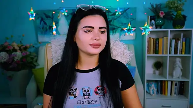 Snapshot of NaomiWilsons chatting on 11, 11, 2025 NaomiWilsons online show from 11, 11, 2025