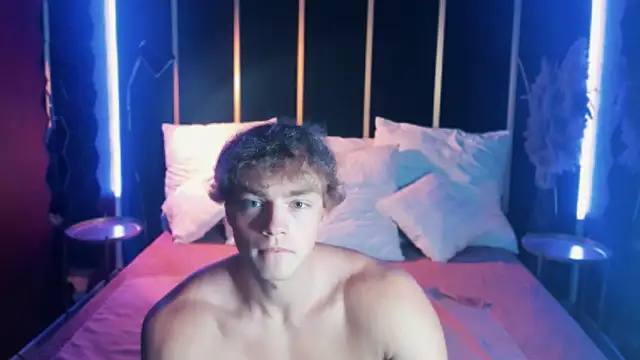 Snapshot of ChaseMuscular chatting on 21, 9, 2025 ChaseMuscular online show from 21, 9, 2025