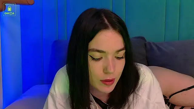 Snapshot of SupremeSiren chatting on 9, 9, 2025 SupremeSiren online show from 9, 9, 2025