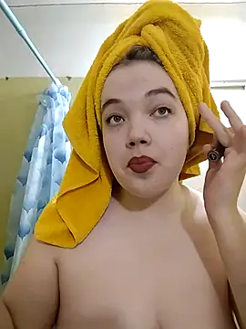 Snapshot of CathyxFox chatting on 10, 9, 2025 CathyxFox online show from 10, 9, 2025