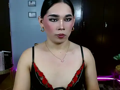 Kiethmadison Miller online show from 2, 11, 2025