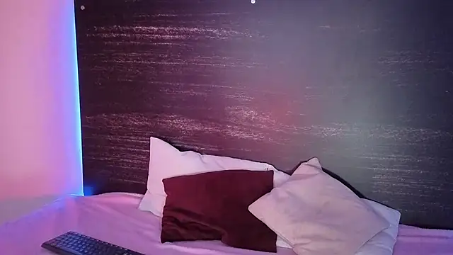 sharlot24 online show from 6, 11, 2025