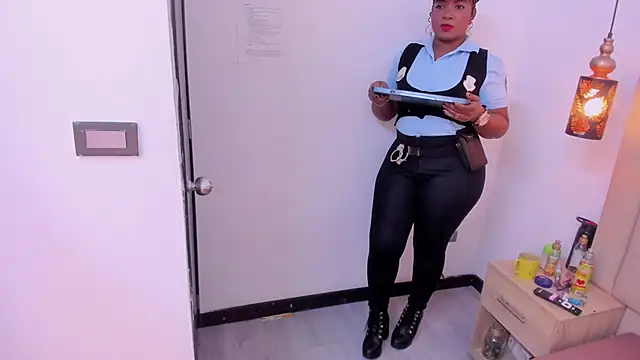 Snapshot of Afrodita_de_amor chatting on 31, 10, 2025 Afrodita de amor online show from 31, 10, 2025