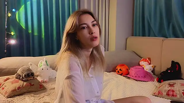 Snapshot of AngelicRice chatting on 23, 10, 2025 AngelicRice online show from 23, 10, 2025