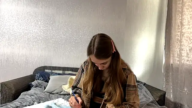 EvieDoll online show from 16, 9, 2025
