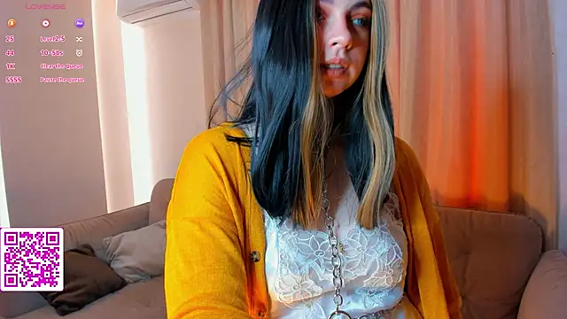 EvaBlimey online show from 12, 9, 2025