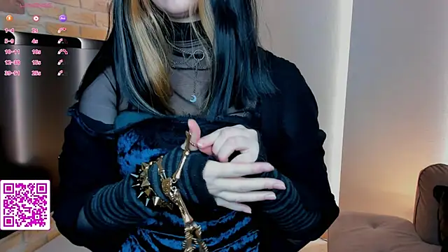 EvaBlimey online show from 13, 9, 2025