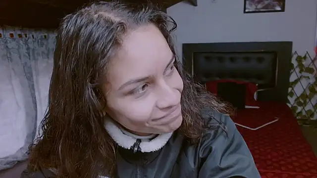 Snapshot of Skylovershot chatting on 6, 11, 2025 Skylovershot online show from 6, 11, 2025