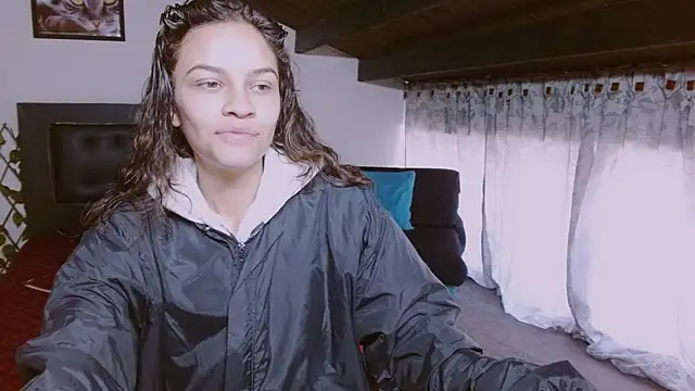 Snapshot of Skylovershot chatting on 7, 11, 2025 Skylovershot online show from 7, 11, 2025