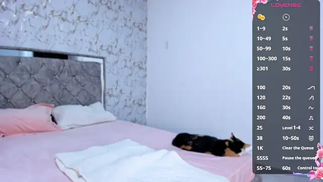 Snapshot of Layla_fontainex_x chatting on 14, 10, 2025 Layla fontainex x online show from 14, 10, 2025