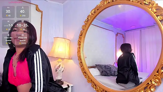 Manelyk evanss  online show from 19, 11, 2025