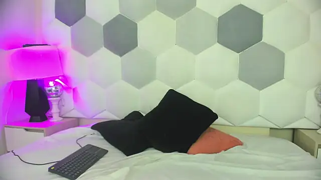 AuroraRicci online show from 3, 2, 2026