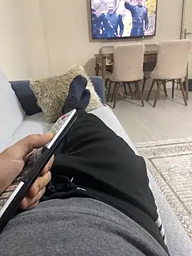 banuemre28 online show from 3, 12, 2025