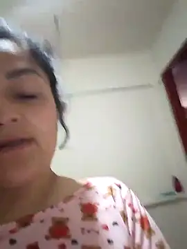 Snapshot of Thamiressssss chatting on 15, 9, 2025 Thamiressssss online show from 15, 9, 2025
