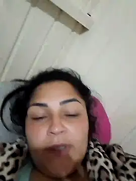 Snapshot of Thamiressssss chatting on 18, 9, 2025 Thamiressssss online show from 18, 9, 2025