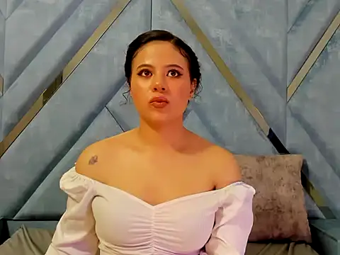Dafne Cleo online show from 10, 9, 2025