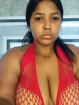 JuliethaVillalobos online show from 26, 9, 2025