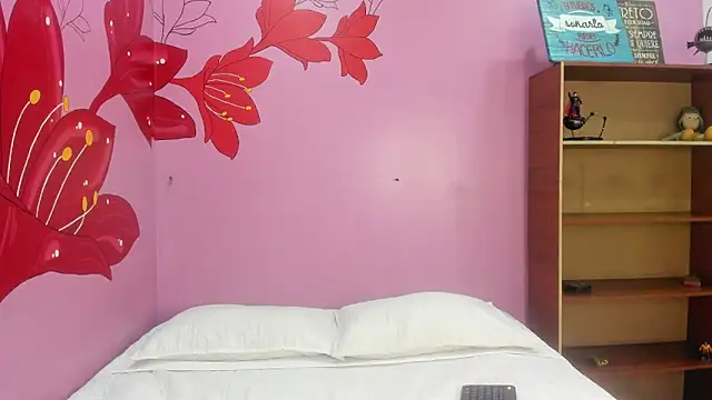 ValentinaLuxee online show from 6, 10, 2025
