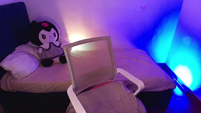 annie-russel online show from 4, 2, 2026