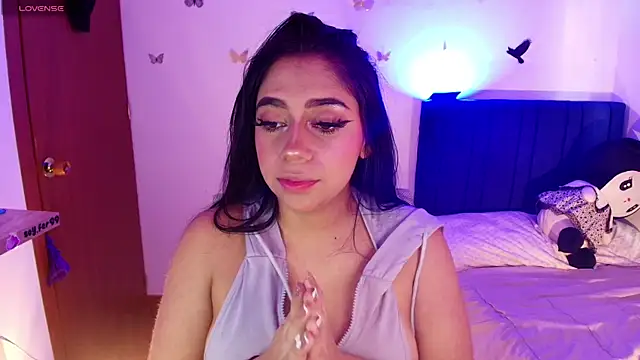 luna-cute online show from 22, 11, 2025