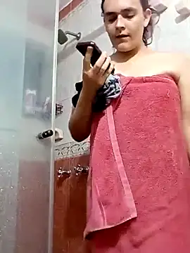 La-Gatatrans online show from 10, 10, 2025