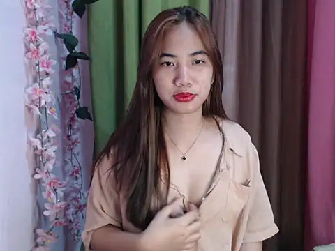 Snapshot of Shy_SexyLady chatting on 15, 2, 2026 Shy SexyLady online show from 15, 2, 2026