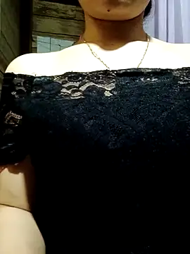 Snapshot of LucyyLy chatting on 12, 10, 2025 LucyyLy online show from 12, 10, 2025