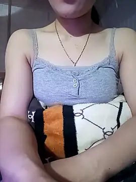 Snapshot of LucyyLy chatting on 15, 1, 2026 LucyyLy online show from 15, 1, 2026