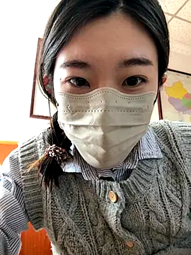 Lulu125216 online show from 20, 11, 2025