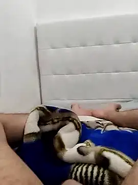 Yazaza1999 online show from 18, 10, 2025