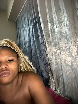 Snapshot of houseforsex chatting on 8, 10, 2025 houseforsex online show from 8, 10, 2025