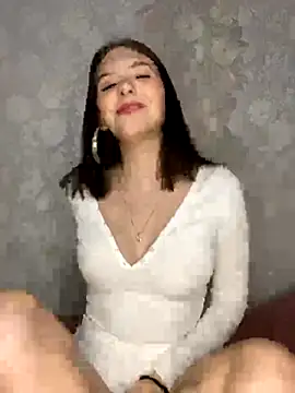 MiaMrazz online show from 18, 11, 2025