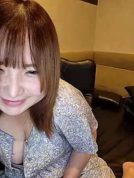Snapshot of --MIYUKI chatting on 19, 10, 2025 --MIYUKI online show from 19, 10, 2025