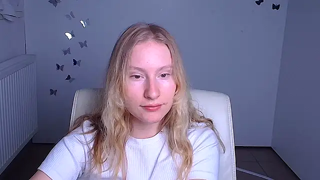 Elizabeth Kissa online show from 14, 9, 2025