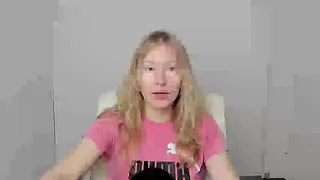 Elizabeth Kissa online show from 8, 10, 2025