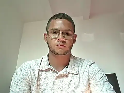 Snapshot of jayden_cooper1 chatting on 25, 3, 2026 jayden cooper1 online show from 25, 3, 2026