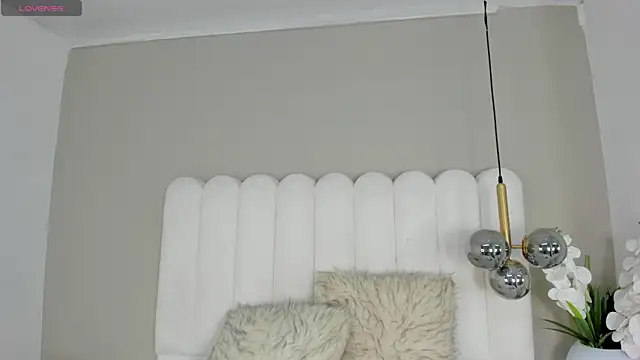 Snapshot of shanty_cole chatting on 14, 11, 2025 shanty cole online show from 14, 11, 2025