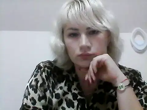 LallyLoveXx online show from 7, 10, 2025