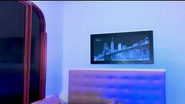 Snapshot of aura-monet chatting on 14, 12, 2025 aura-monet online show from 14, 12, 2025