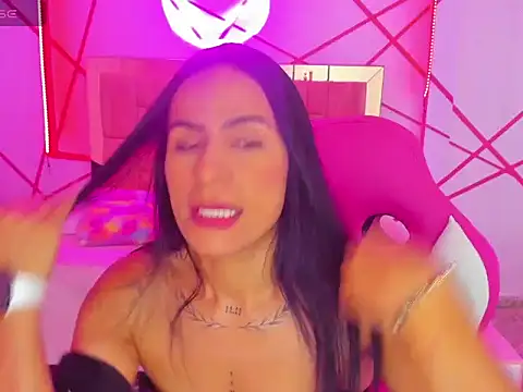 charlotthe ee online show from 15, 11, 2025