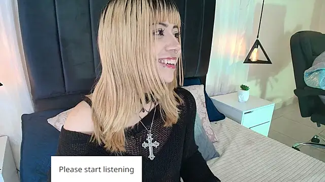 Snapshot of IvyBelle_ chatting on 9, 10, 2025 IvyBelle online show from 9, 10, 2025