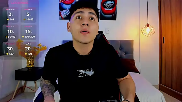 Nicolas James Sc online show from 6, 10, 2025